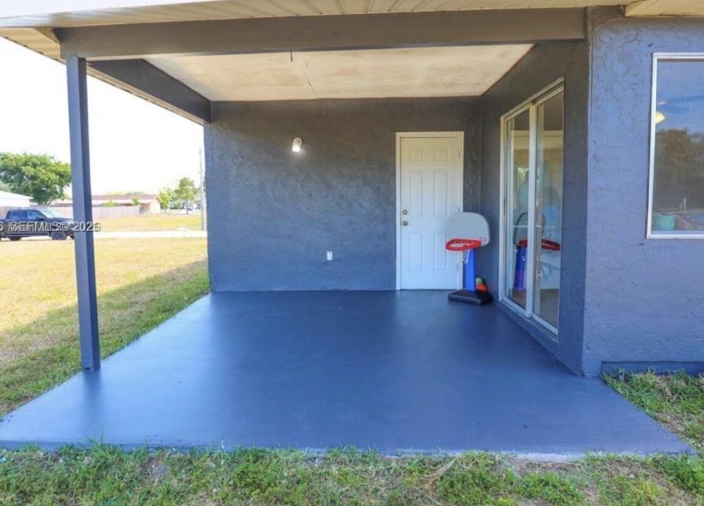250 SW Homeland Road, Port Saint Lucie, FL 34953 Photo
