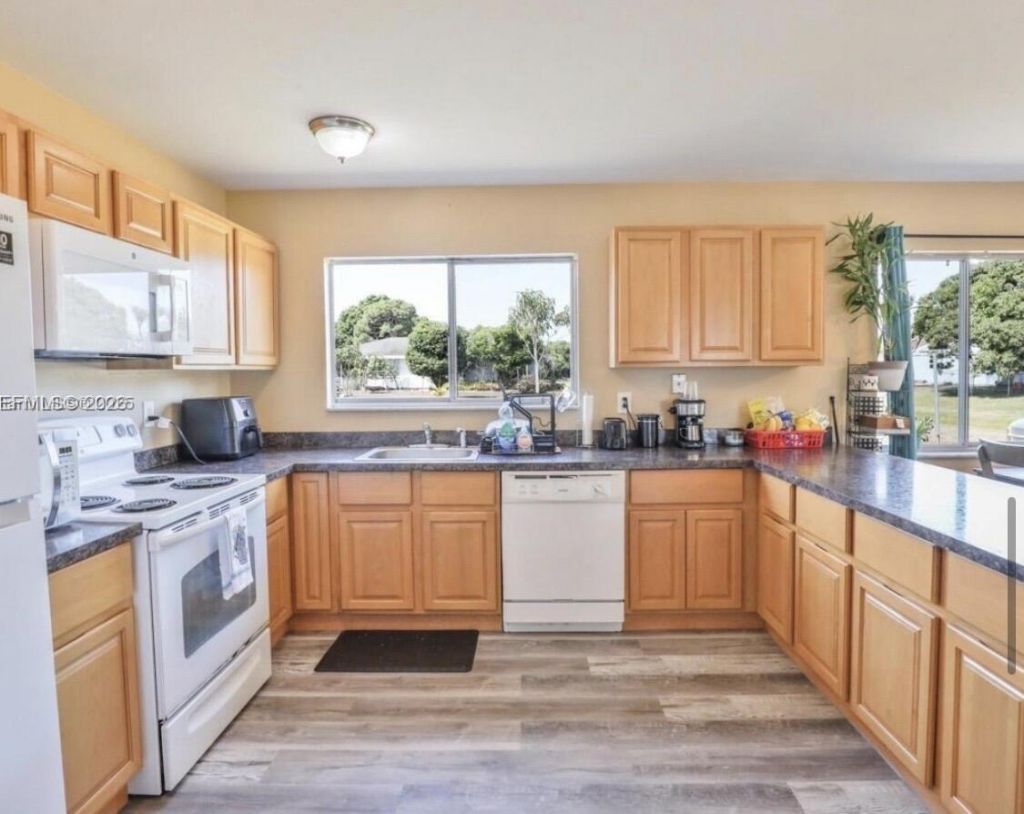 250 SW Homeland Road, Port Saint Lucie, FL 34953 Photo