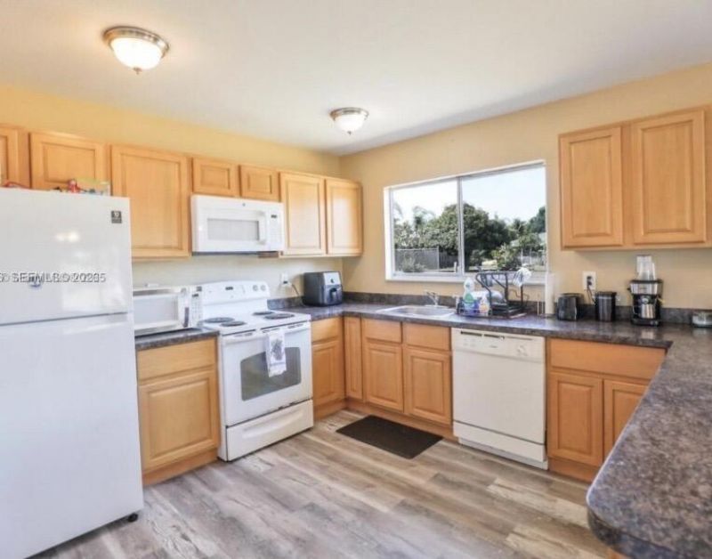 250 SW Homeland Road, Port Saint Lucie, FL 34953 Photo
