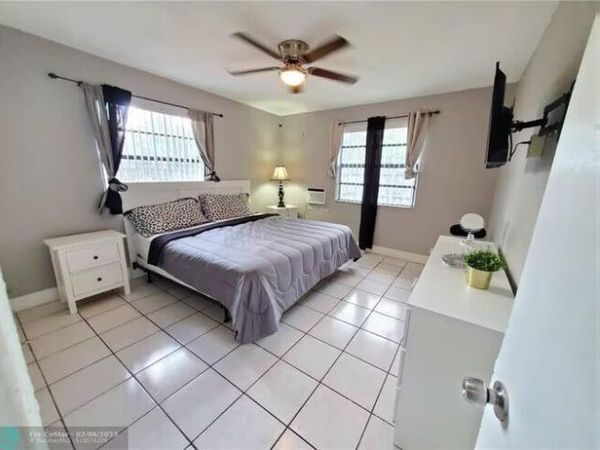 1621 NW 7th Terrace, Unit B, Fort Lauderdale, FL 33311