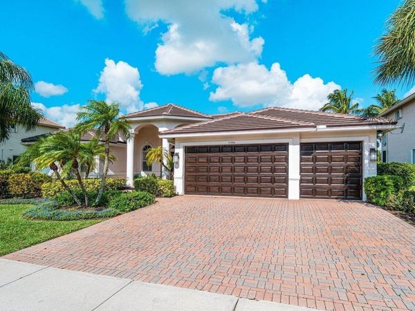 11750 Osprey Pointe Circle, Wellington, FL 33449