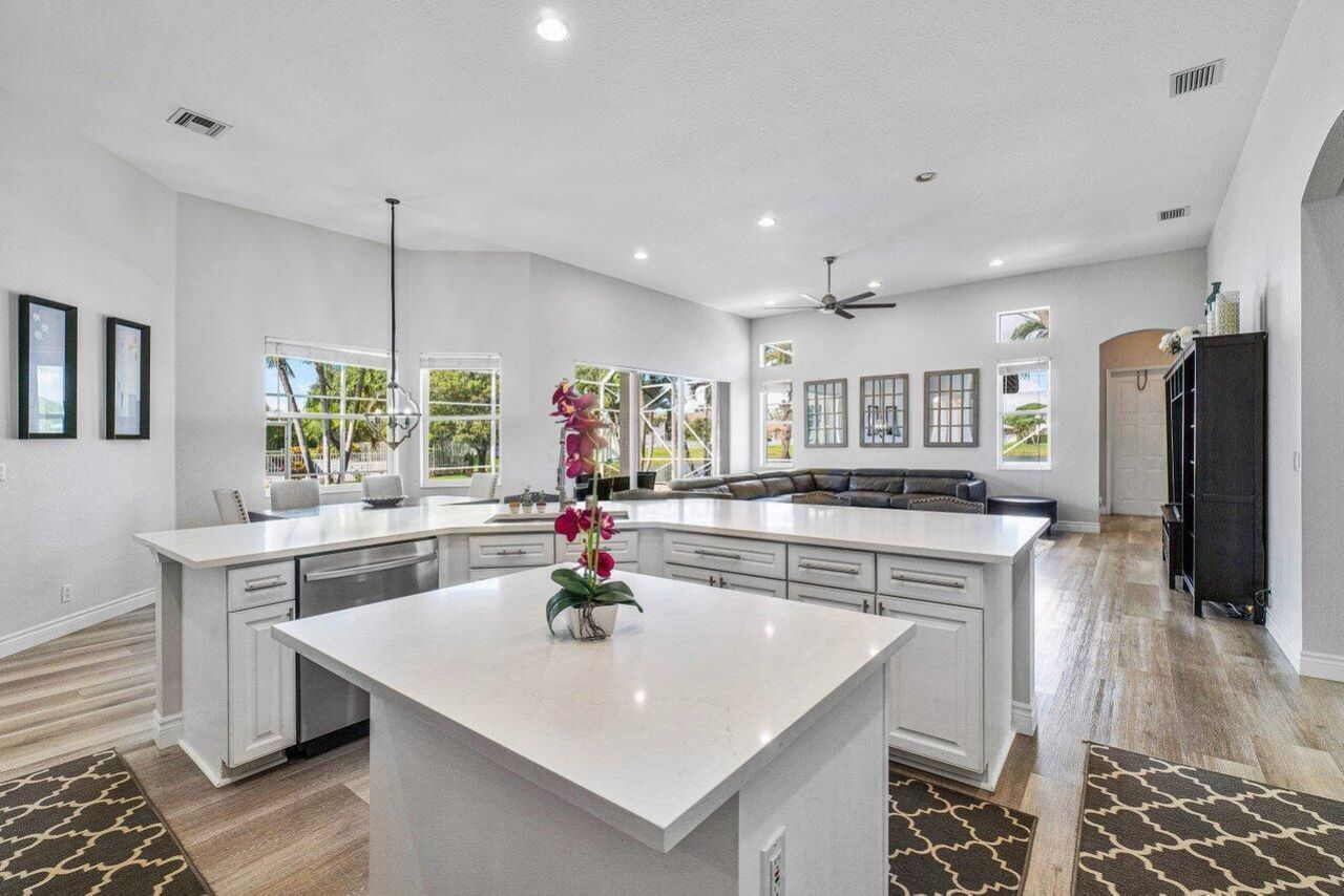 11750 Osprey Pointe Circle, Wellington, FL 33449 Photo