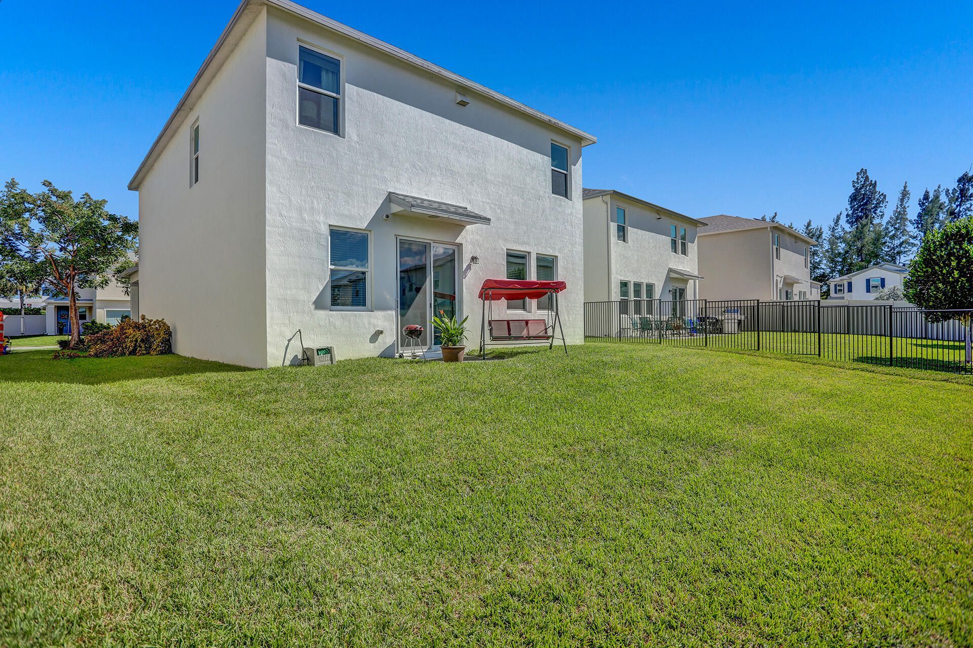 1905 Vernon Street, Unit Top Floor, Lake Worth Beach, FL 33460 Photo