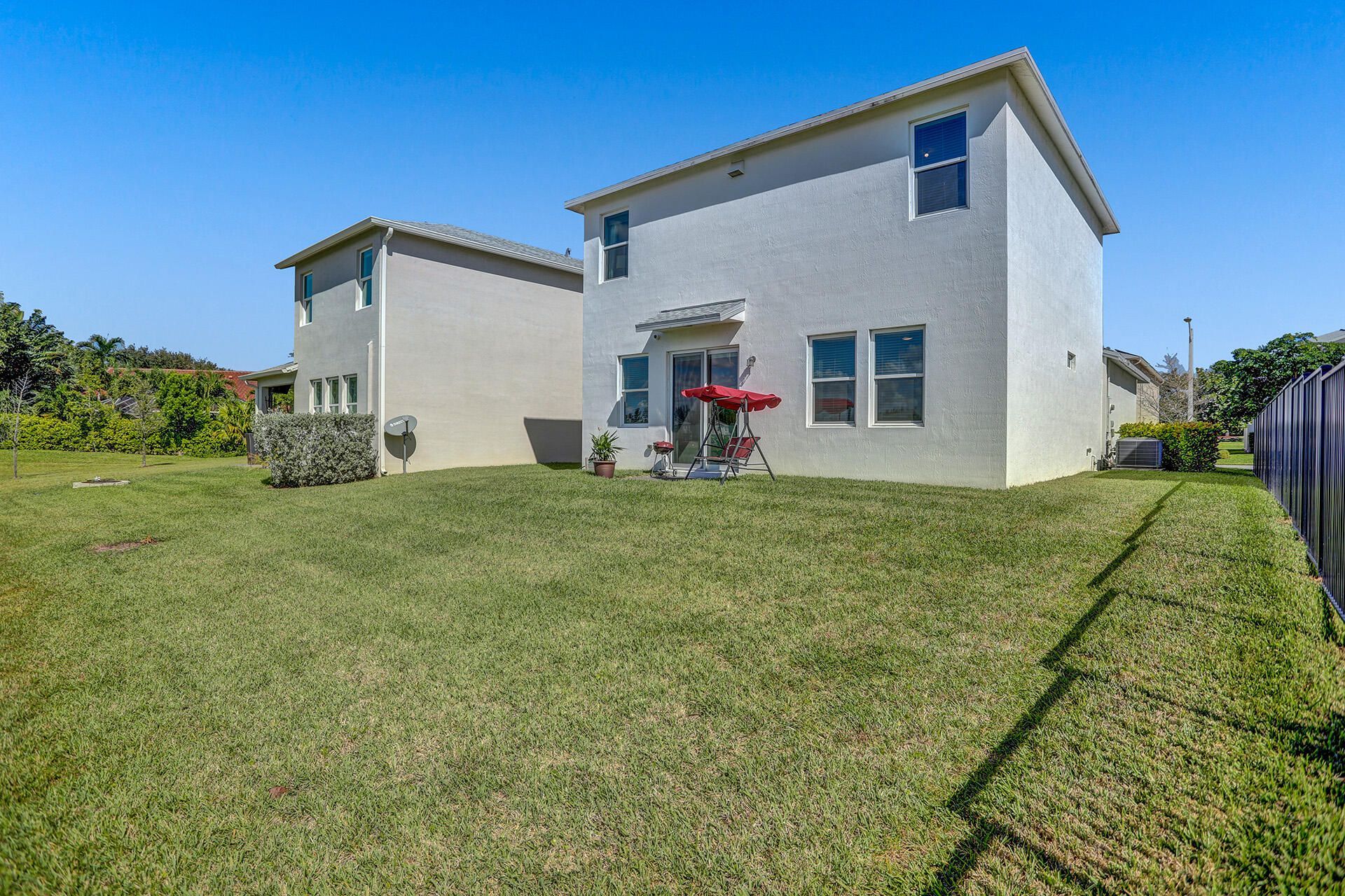 1905 Vernon Street, Unit Top Floor, Lake Worth Beach, FL 33460 Photo