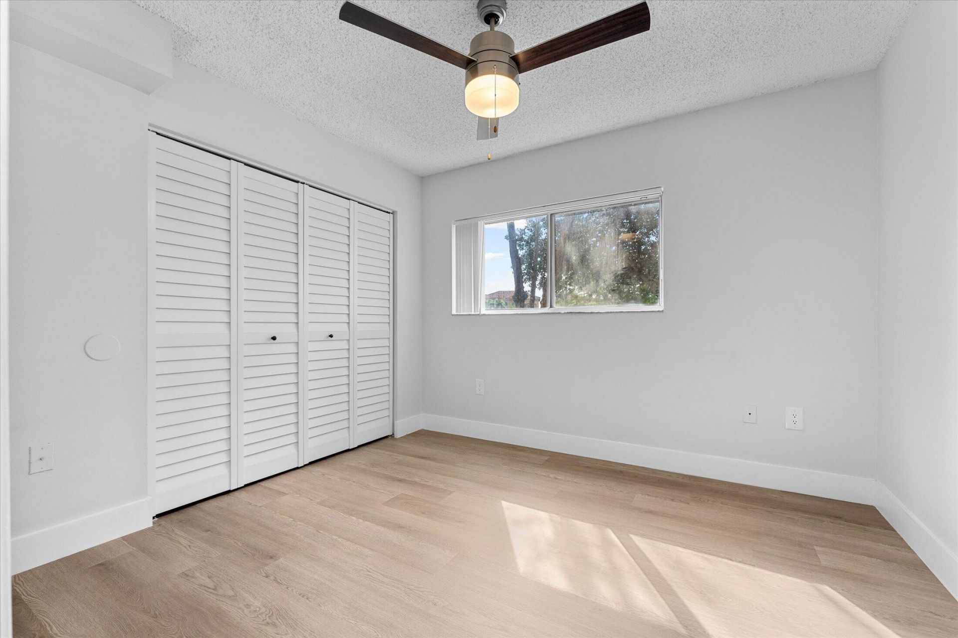 6881 NW 173rd Drive, Hialeah, FL 33015 Photo