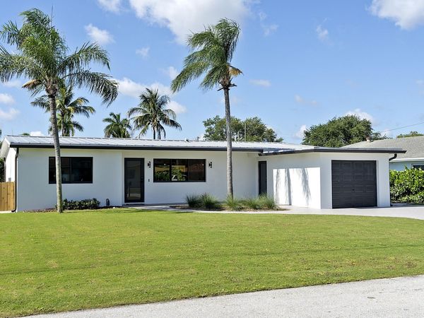 1510 Carandis Circle, Lake Clarke Shores, FL 33406