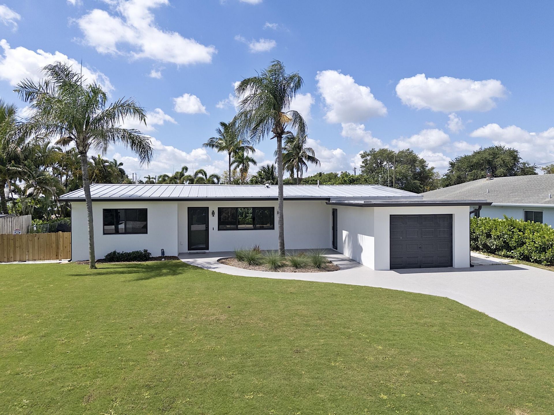 1510 Carandis Circle, Lake Clarke Shores, FL 33406 Photo