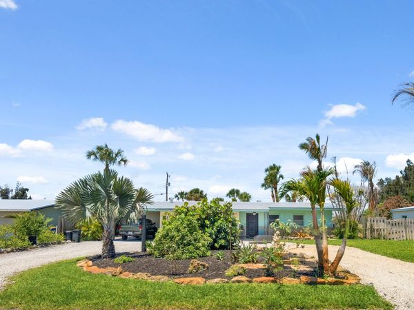 1644 NE Arch Avenue, Jensen Beach, FL 34957