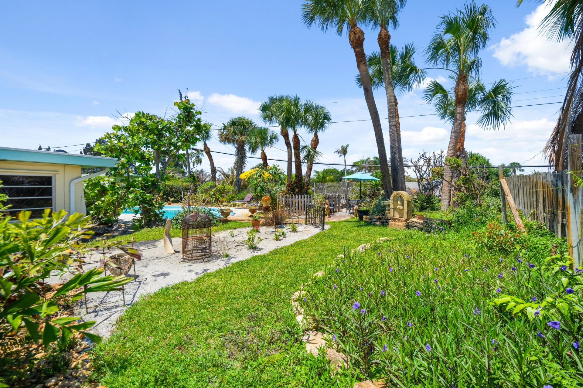 1644 NE Arch Avenue, Jensen Beach, FL 34957 Photo