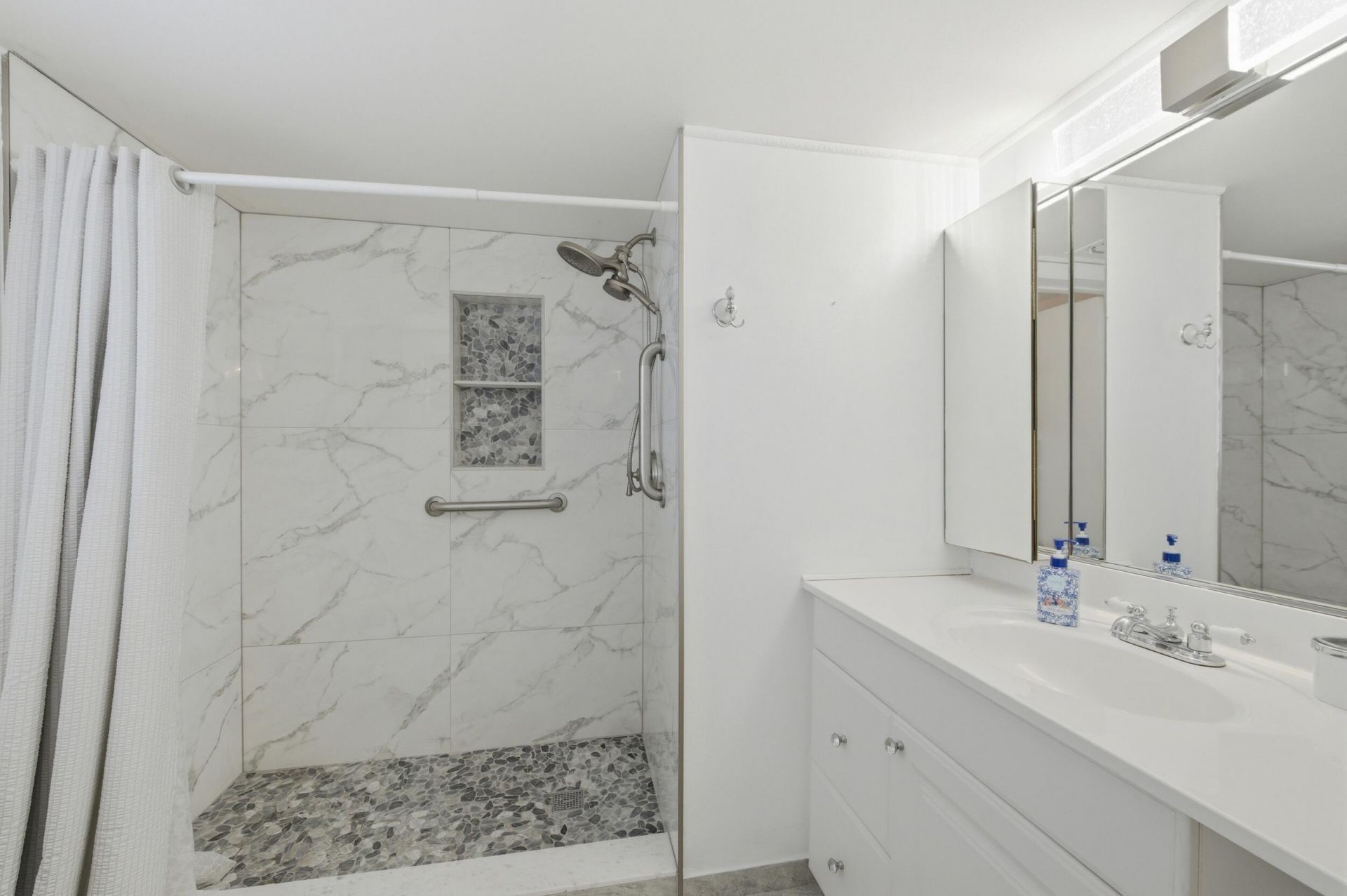 3836 Via Poinciana, Unit 603, Greenacres, FL 33467 Photo