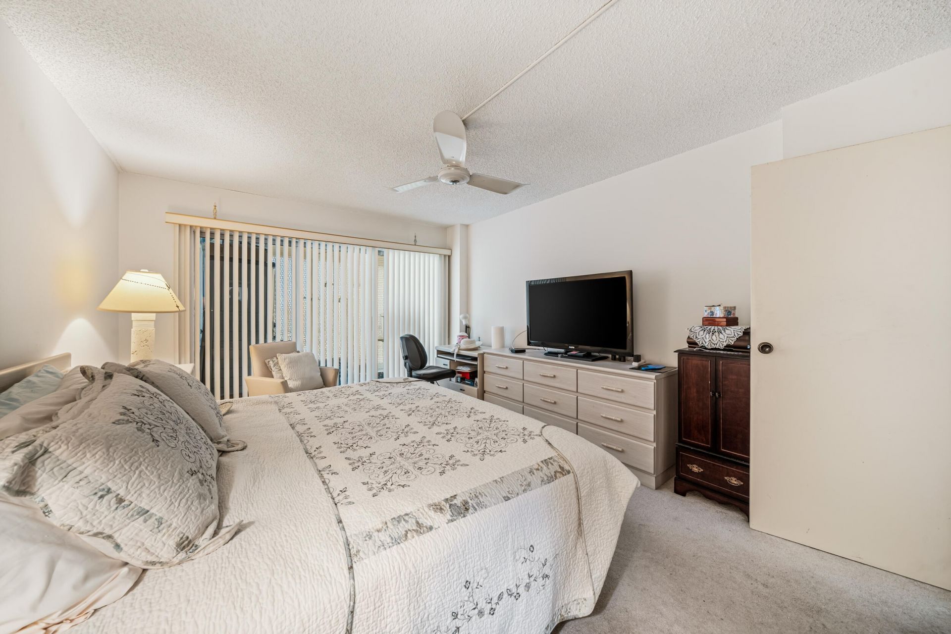 3755 Via Poinciana, Greenacres, FL 33467 Photo