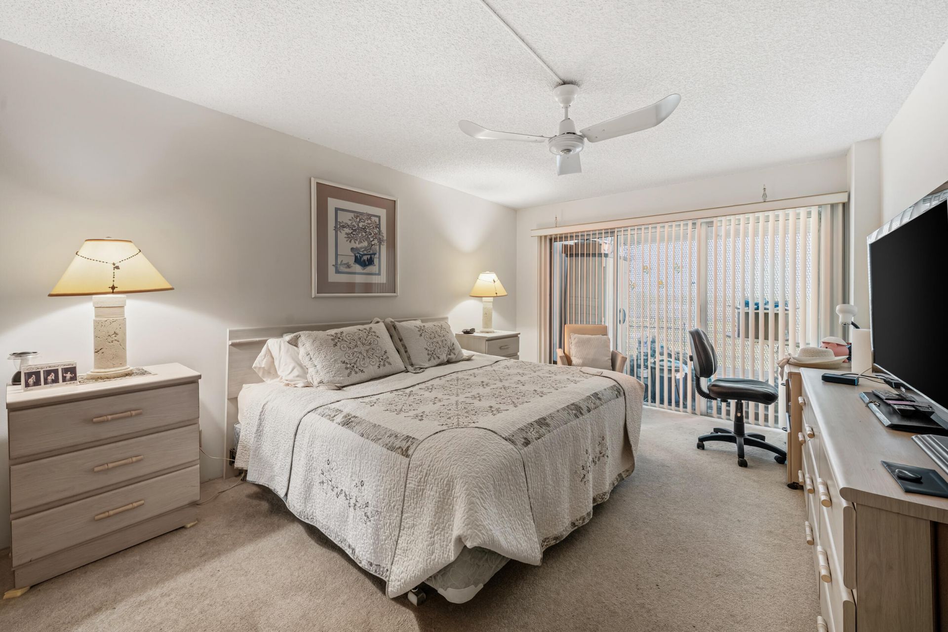 3755 Via Poinciana, Greenacres, FL 33467 Photo