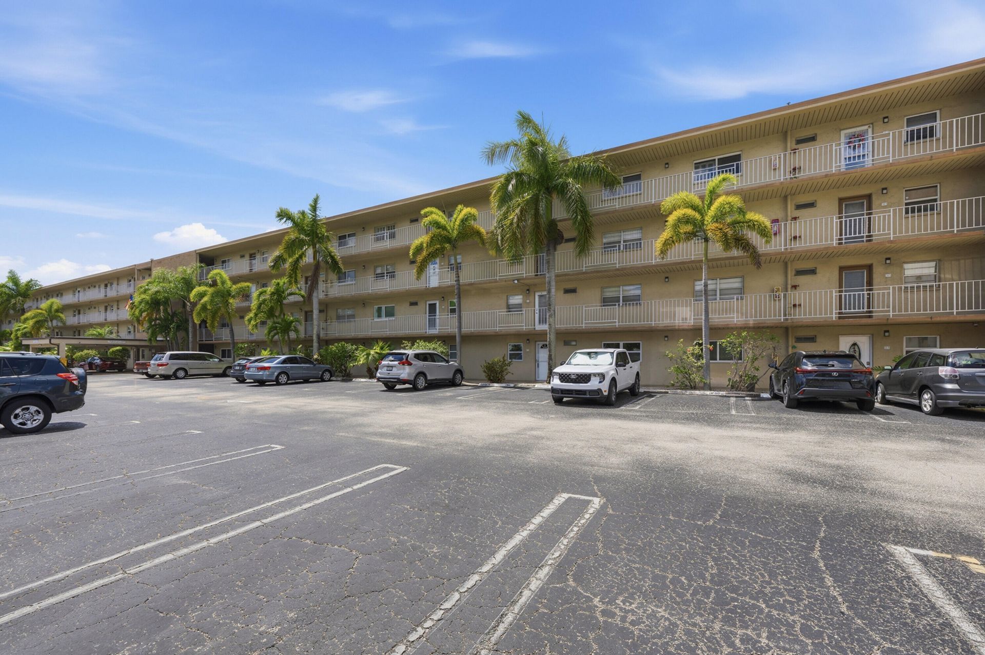 330 NE 26th Avenue, Unit 112, Boynton Beach, FL 33435 Photo