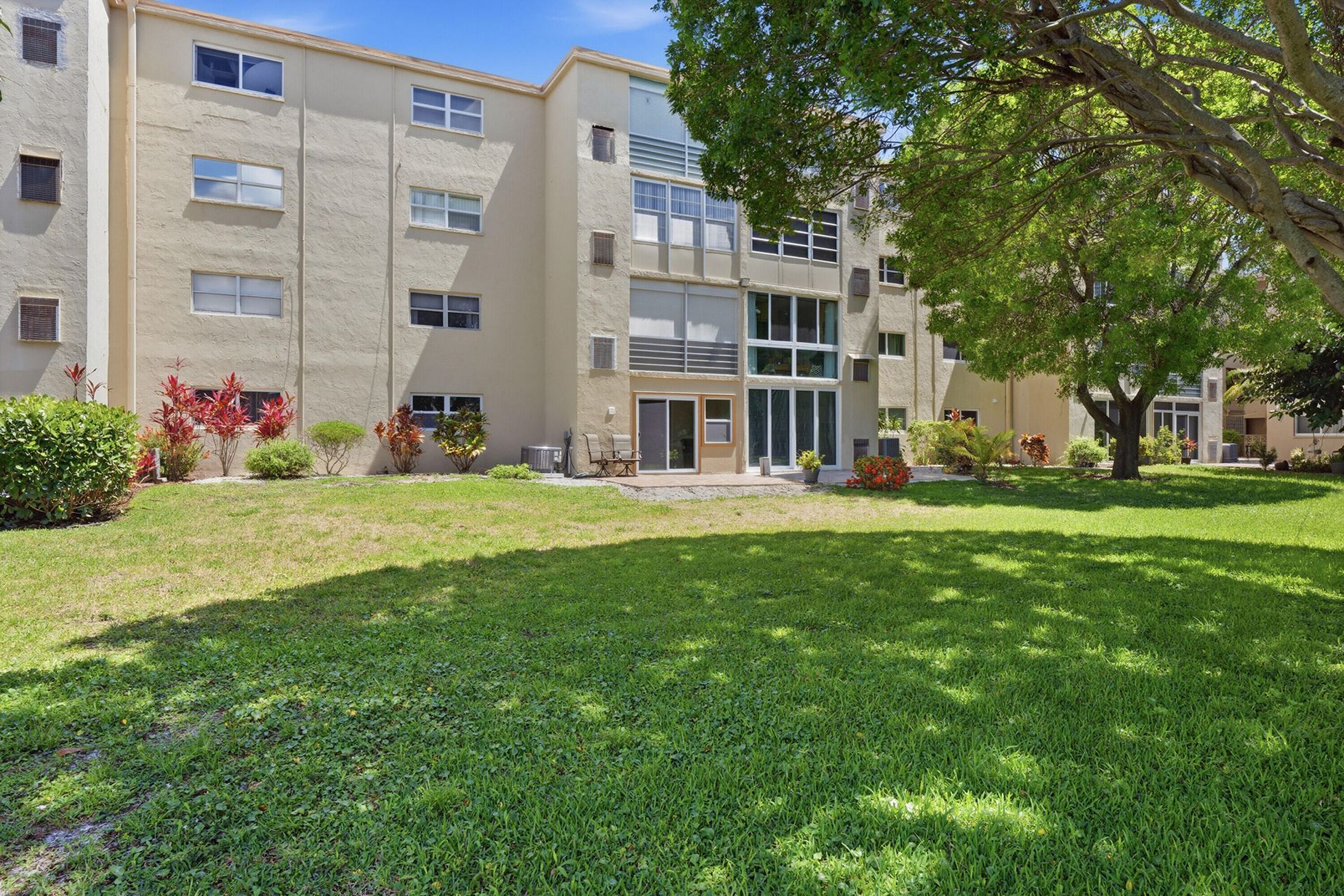 330 NE 26th Avenue, Unit 112, Boynton Beach, FL 33435 Photo