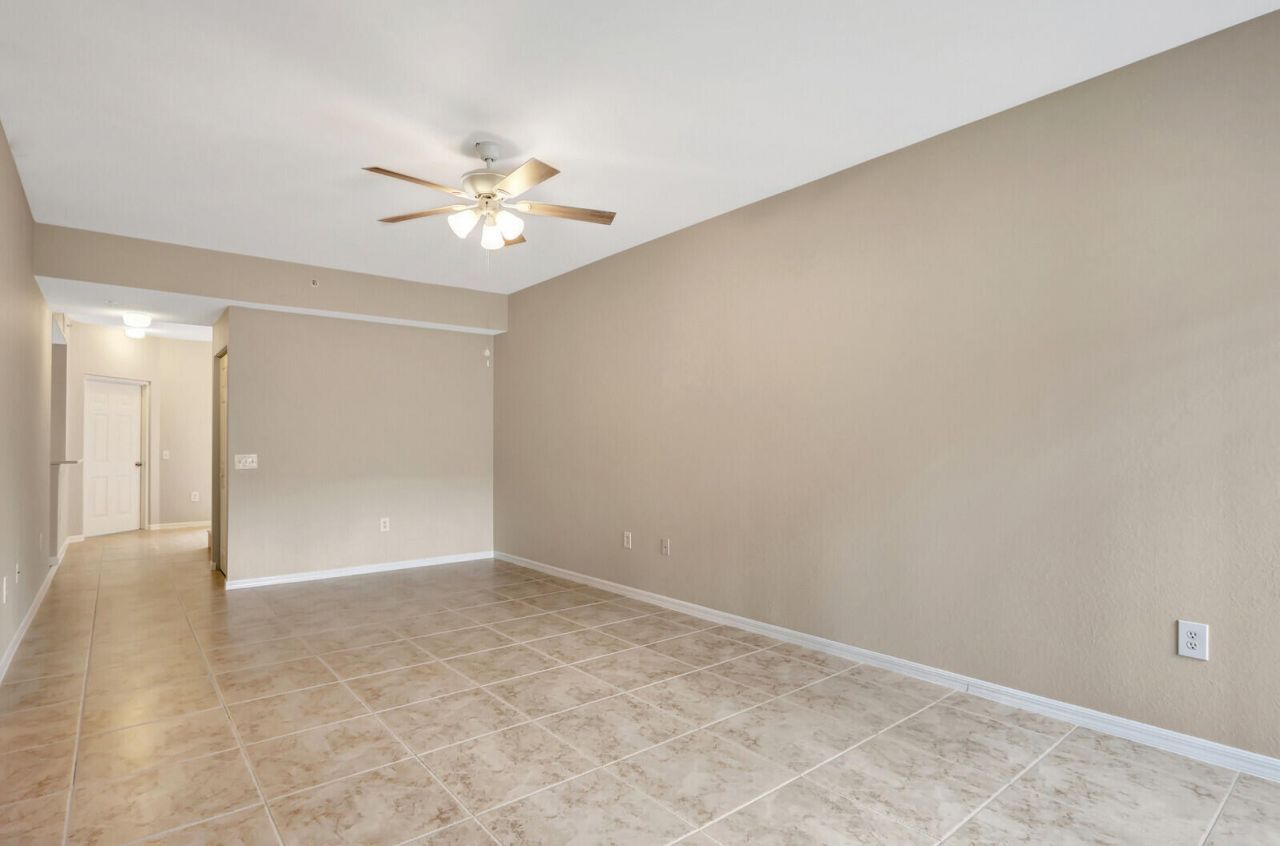 2804 Sarento Place, Unit 113, Palm Beach Gardens, FL 33410 Photo