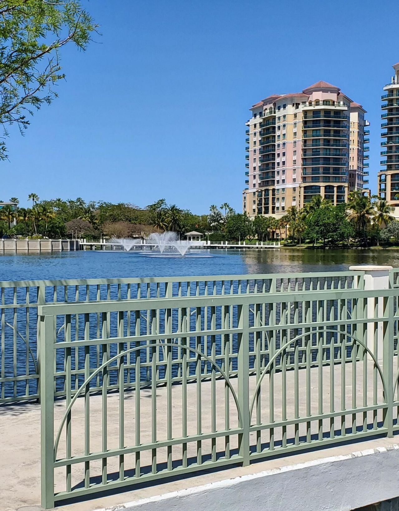 2804 Sarento Place, Unit 113, Palm Beach Gardens, FL 33410 Photo