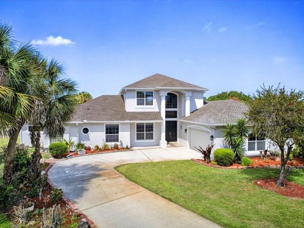 914 Sierra Place NE, Palm Bay, FL 32907