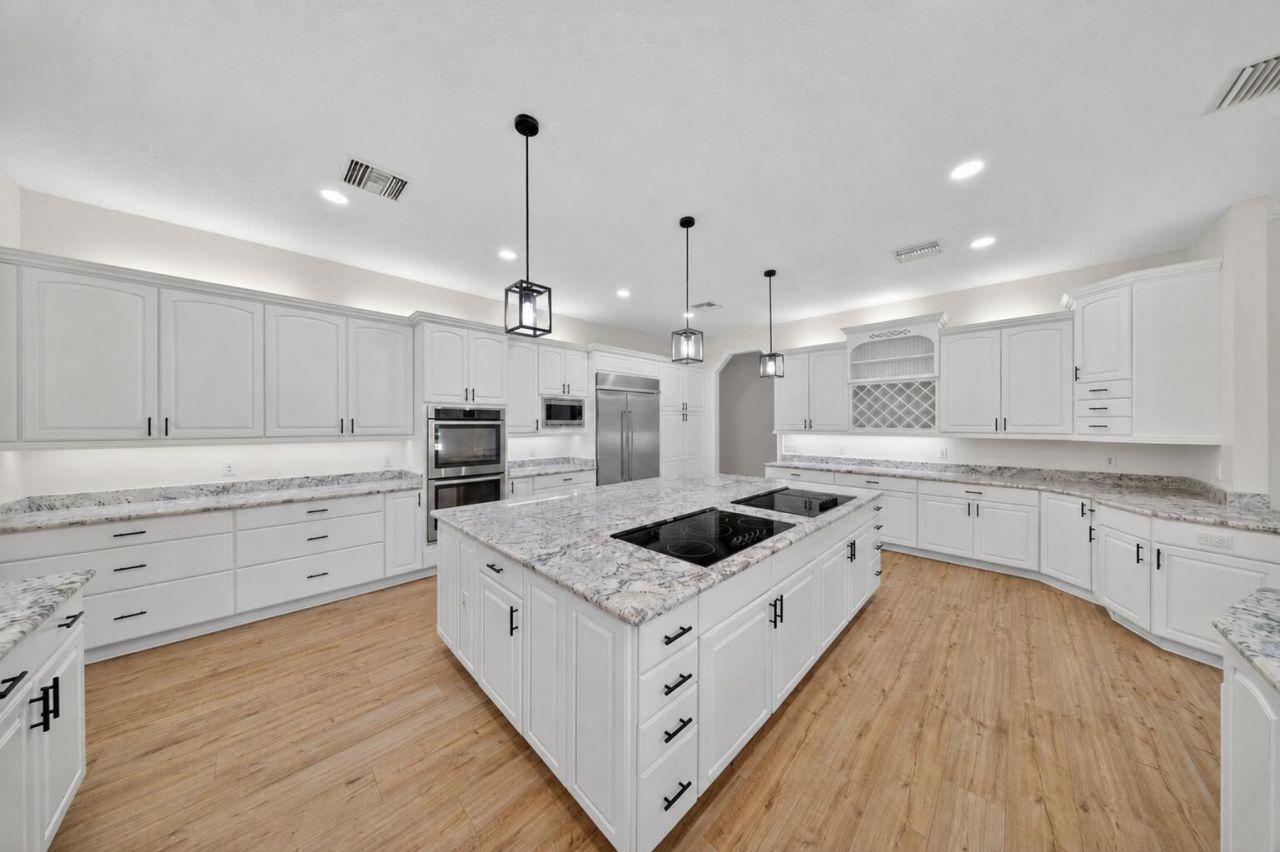 8686 Andrews Avenue, Fort Pierce, FL 34945 Photo