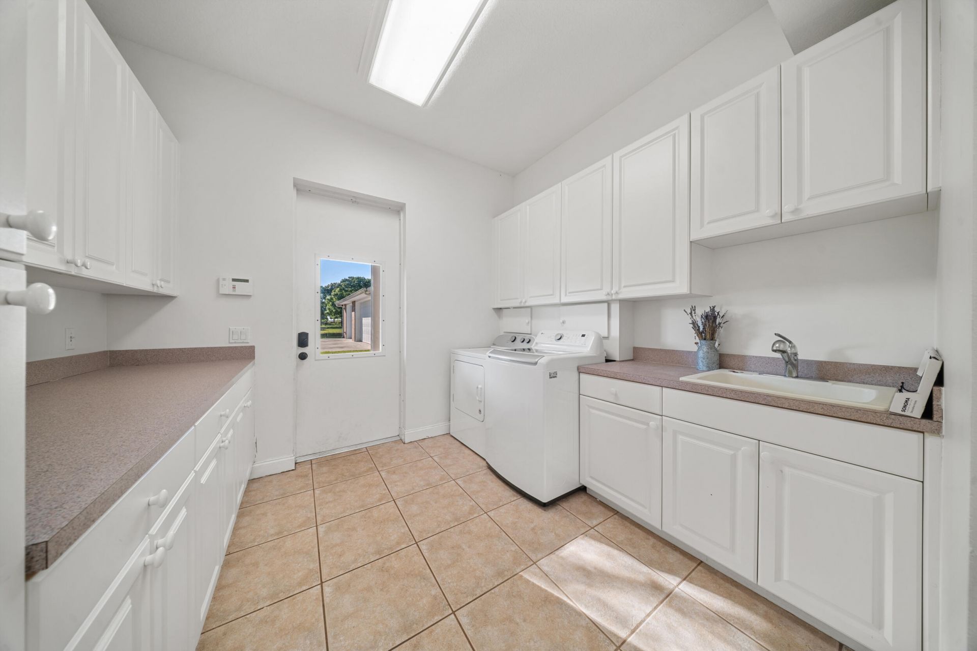 8686 Andrews Avenue, Fort Pierce, FL 34945 Photo