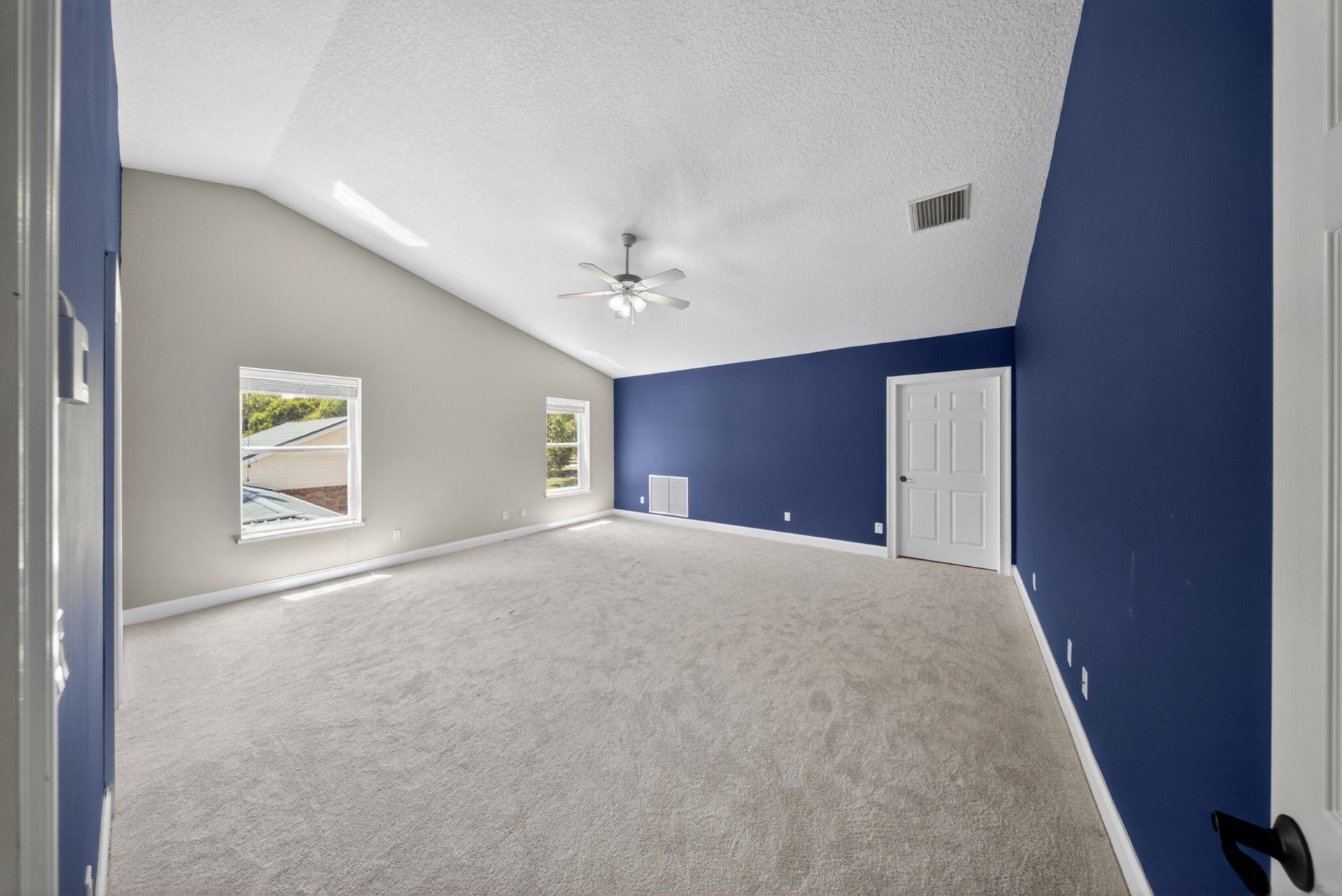8686 Andrews Avenue, Fort Pierce, FL 34945 Photo