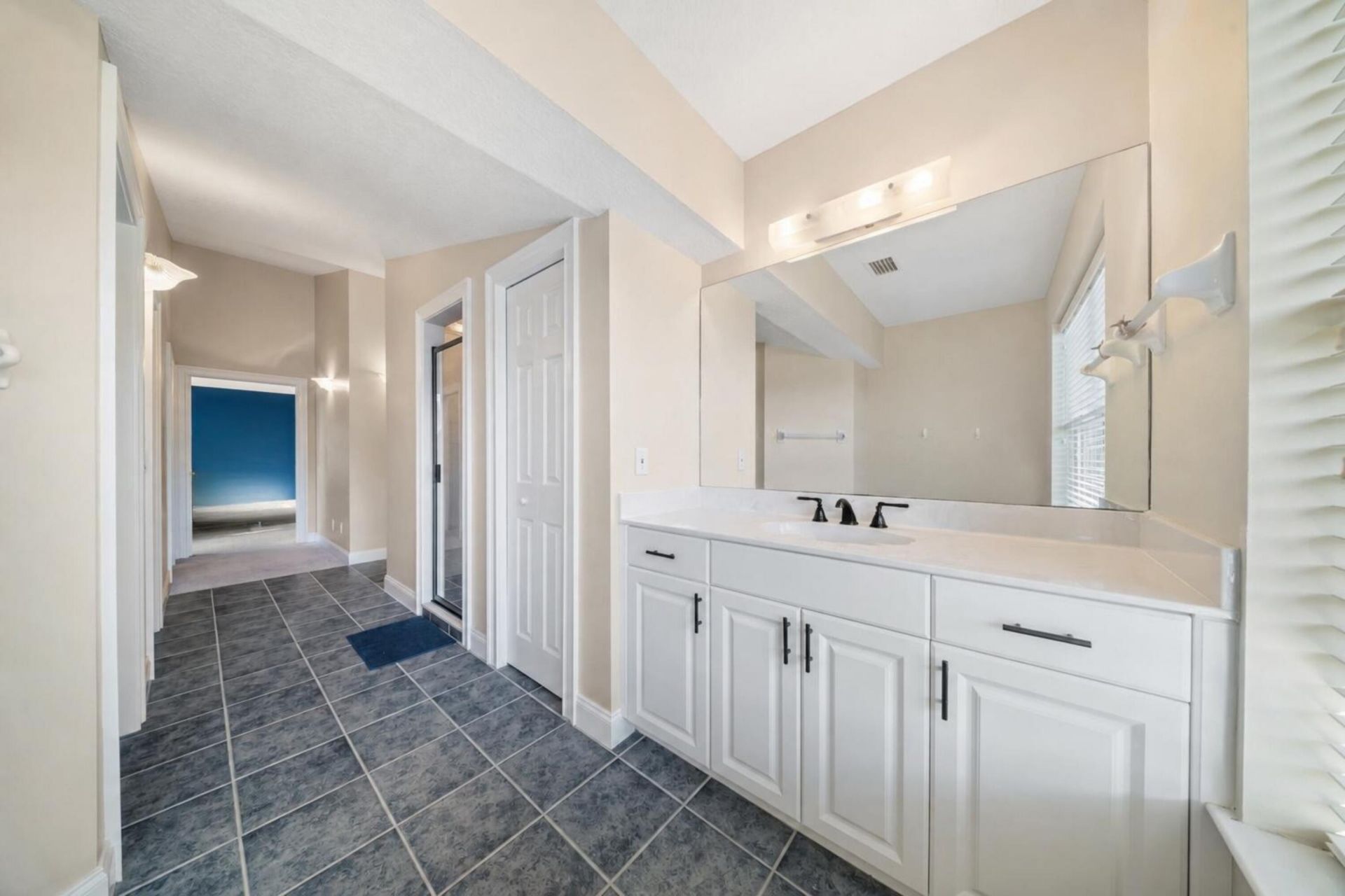 8686 Andrews Avenue, Fort Pierce, FL 34945 Photo