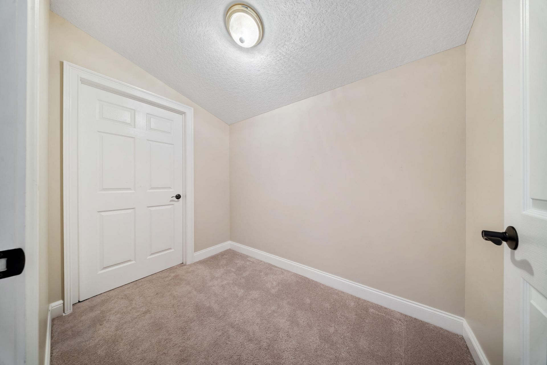 8686 Andrews Avenue, Fort Pierce, FL 34945 Photo