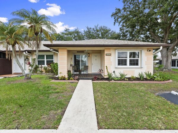5846 Summerfield Court, Unit 51, Fort Pierce, FL 34982
