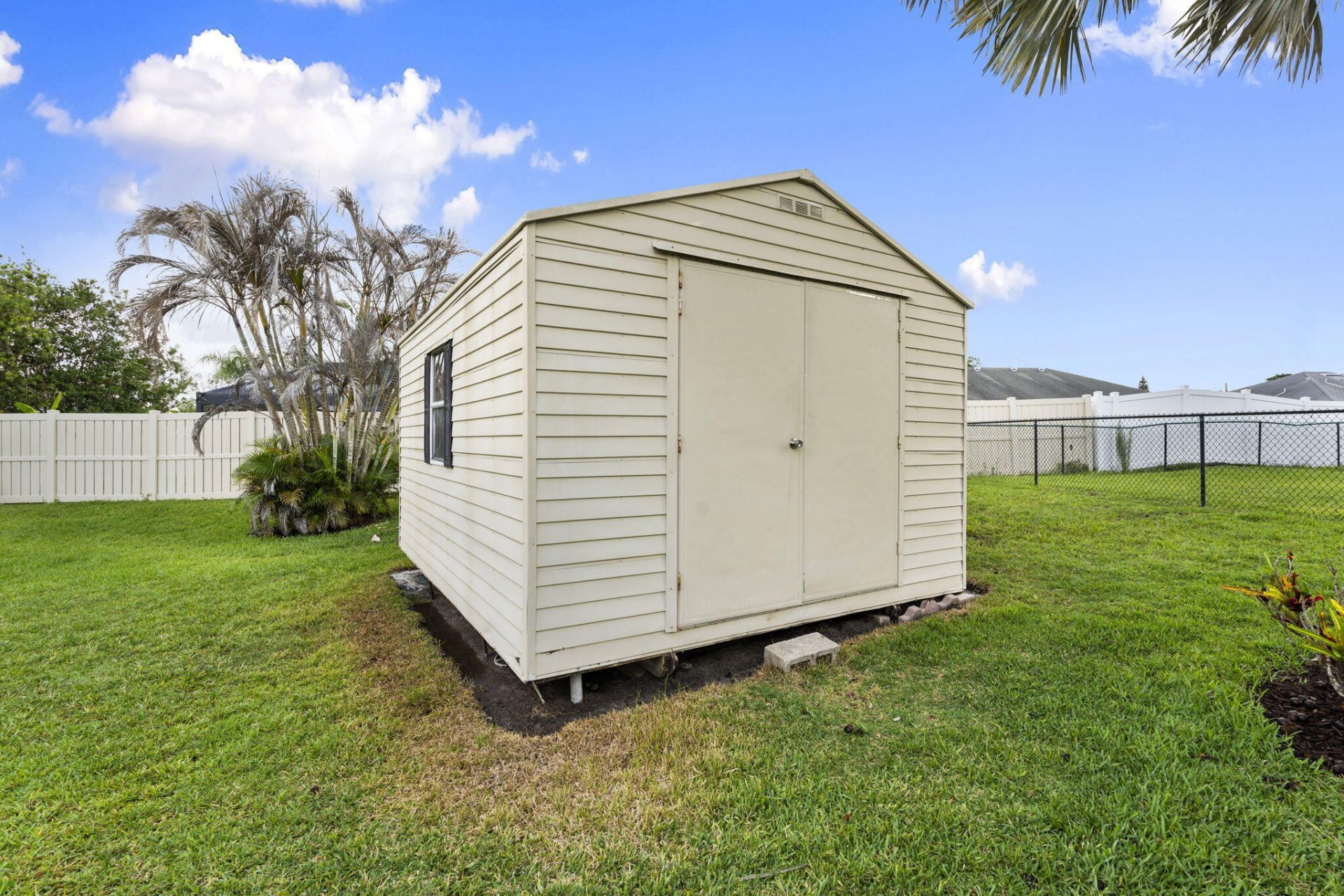 5373 NW Rugby Drive, Port Saint Lucie, FL 34983 Photo