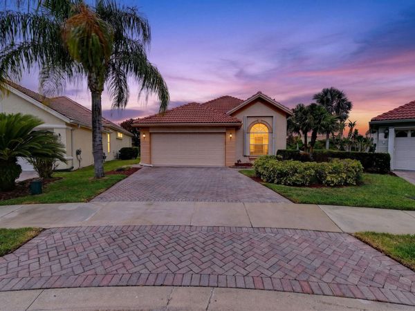 750 SW Aruba, Port St. Lucie, FL 34986