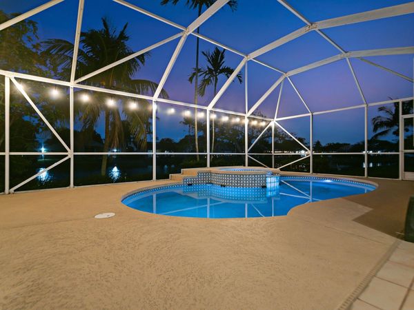 512 Cameron Drive, Weston, FL 33326