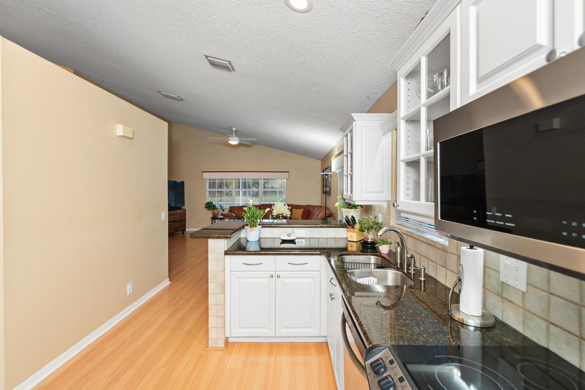 412 Cameron, Weston, FL 33326 Photo