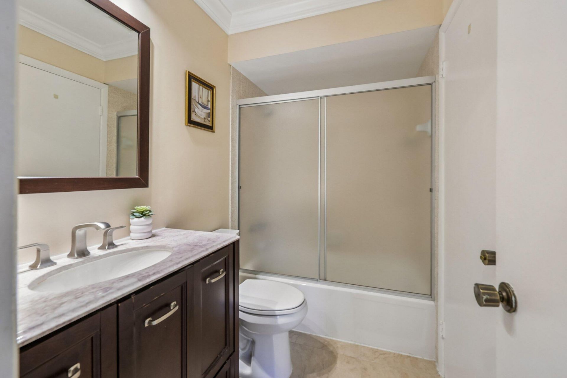 5773 La Paseos Drive, Unit D-2, Greenacres, FL 33463 Photo