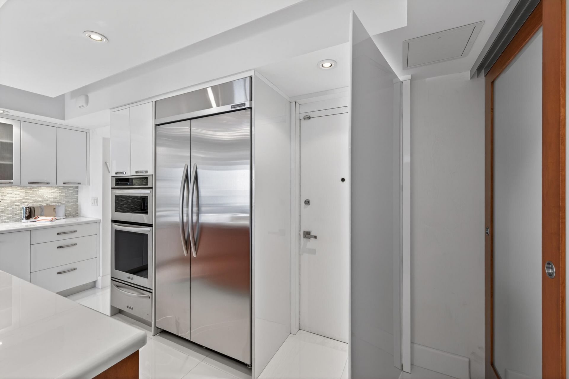10155 Collins Avenue, Unit 1401, Bal Harbour, FL 33154 Photo