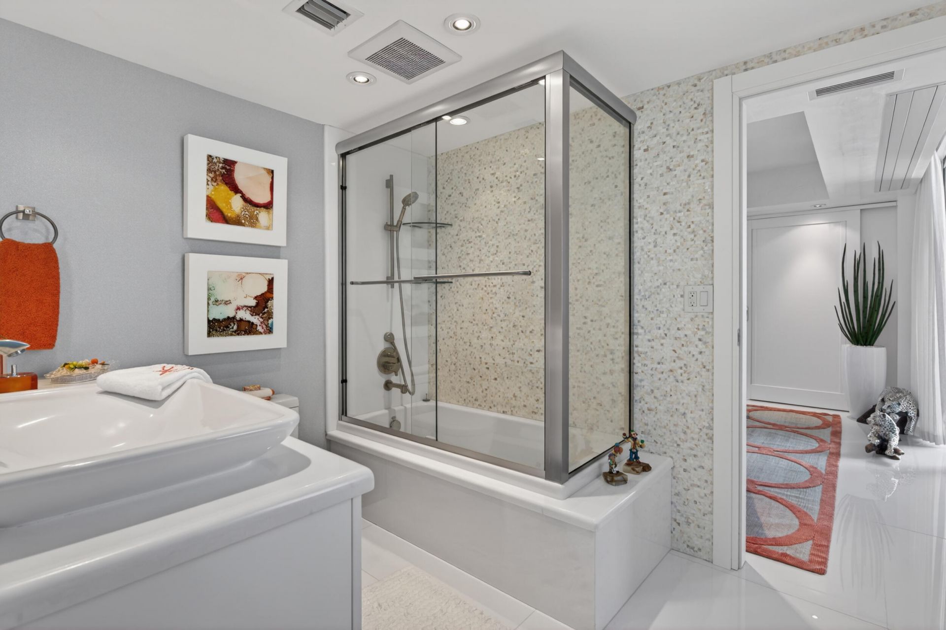 10155 Collins Avenue, Unit 1401, Bal Harbour, FL 33154 Photo