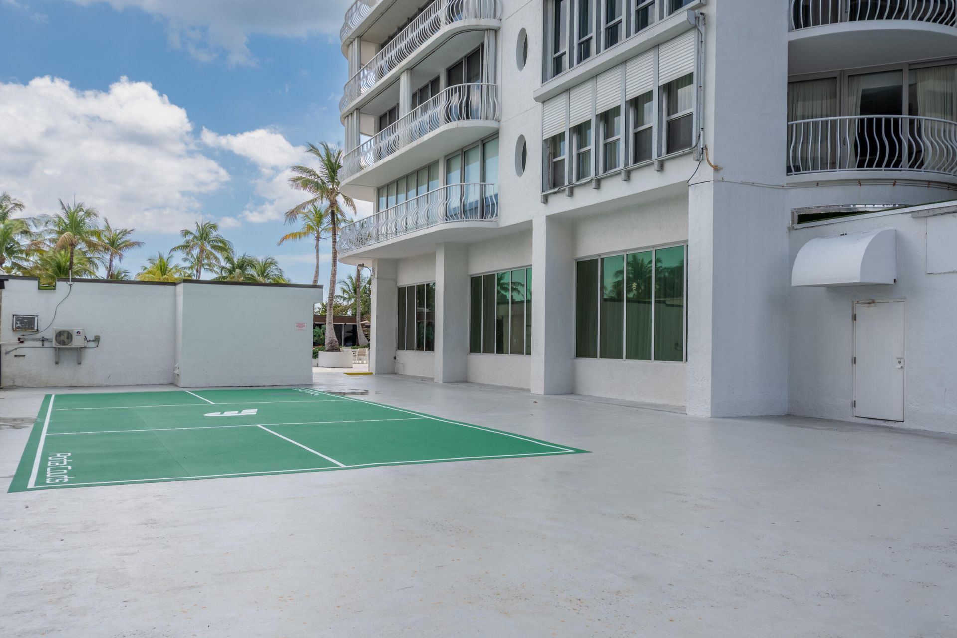 10155 Collins Avenue, Unit 1401, Bal Harbour, FL 33154 Photo