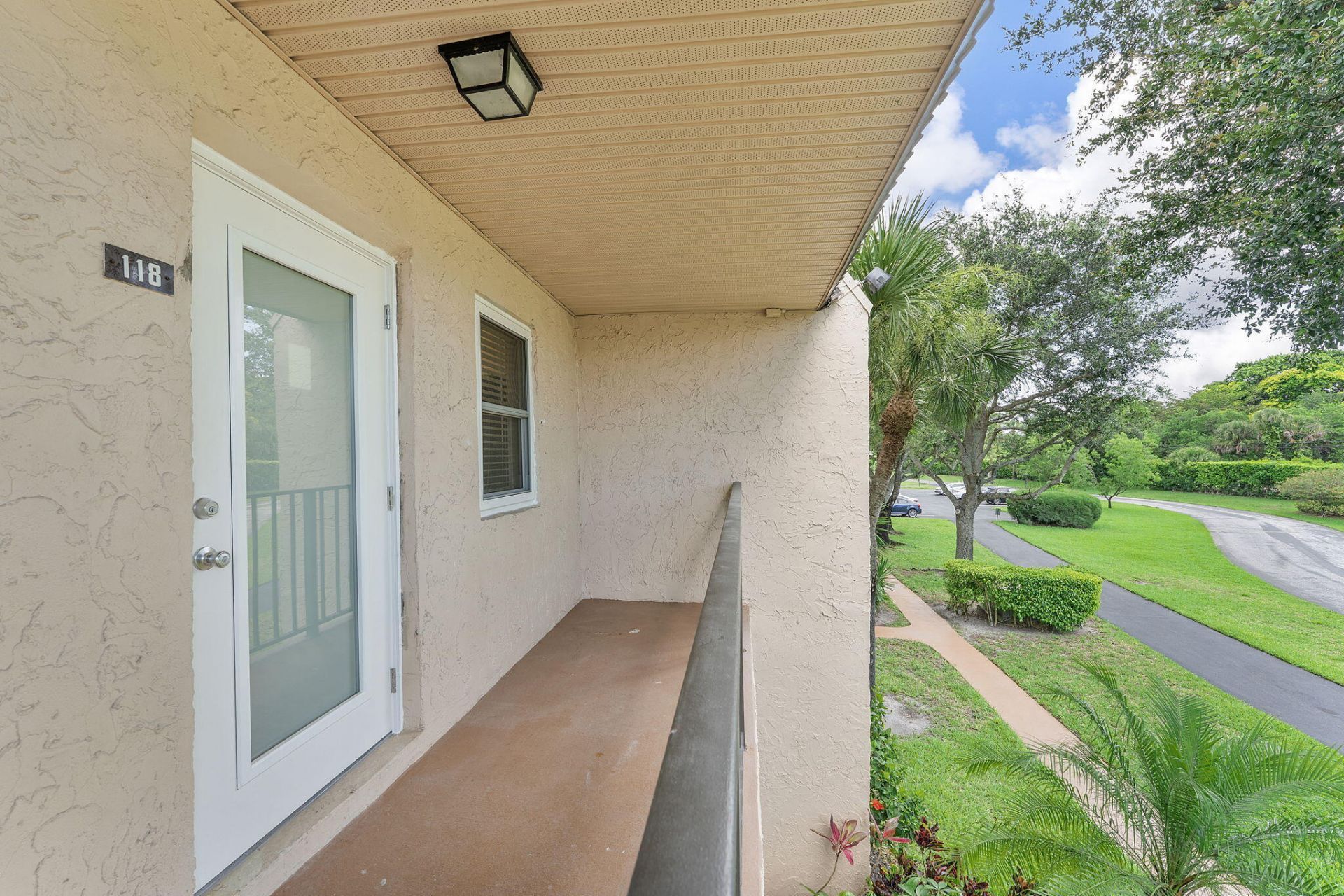 118 Lake Constance Drive, West Palm Beach, FL 33411 Photo
