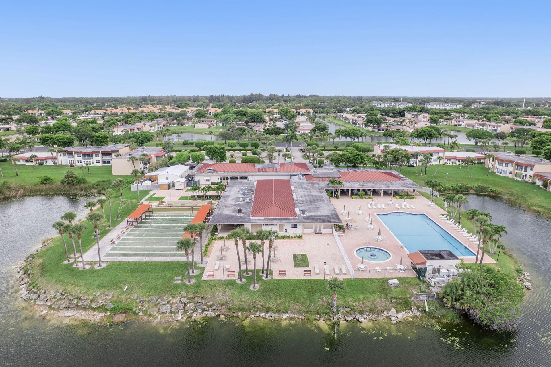 118 Lake Constance Drive, West Palm Beach, FL 33411 Photo