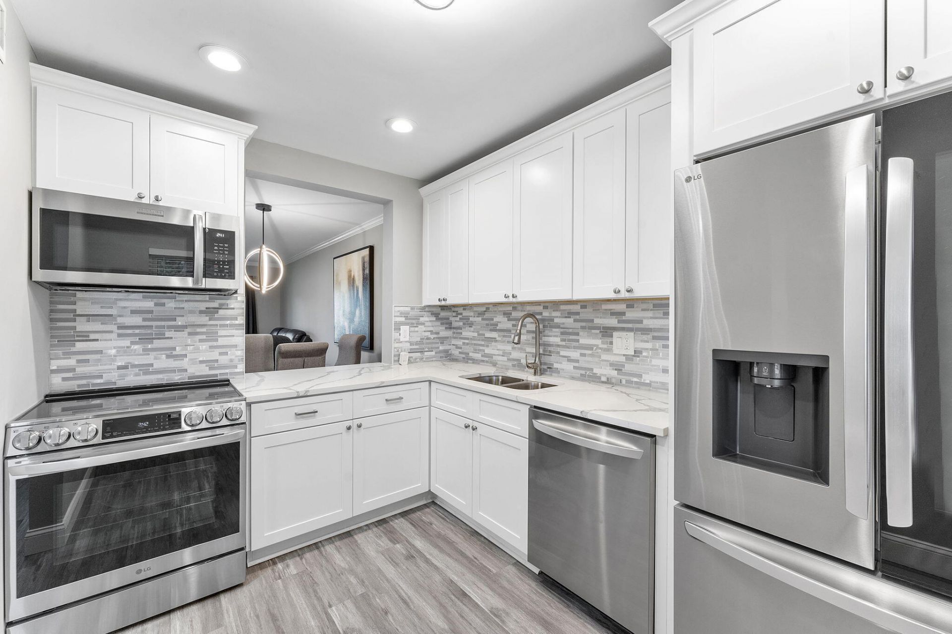 118 Lake Constance Drive, West Palm Beach, FL 33411 Photo