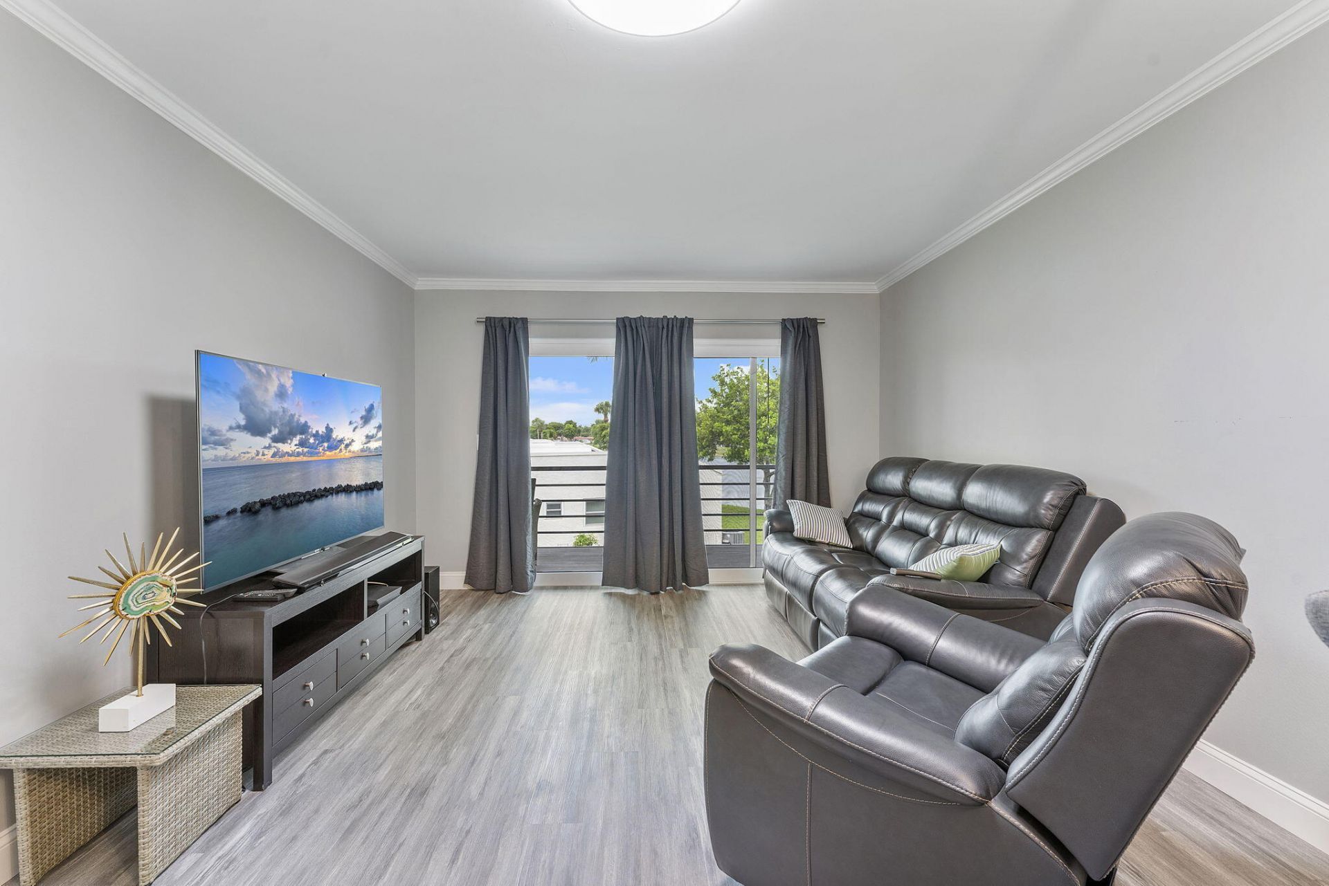 118 Lake Constance Drive, West Palm Beach, FL 33411 Photo