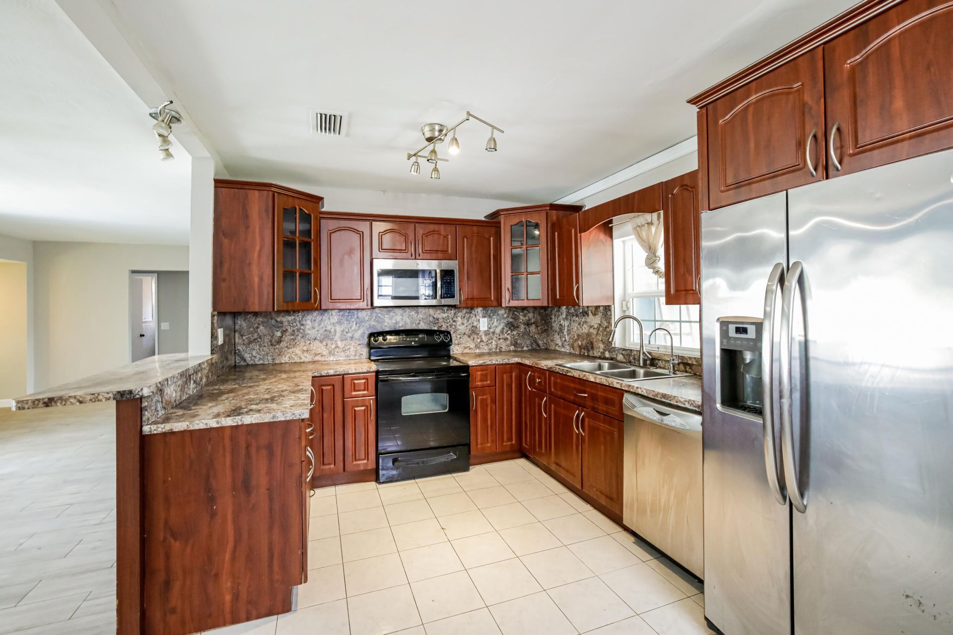 7824 Shalimar Street, Miramar, FL 33023 Photo