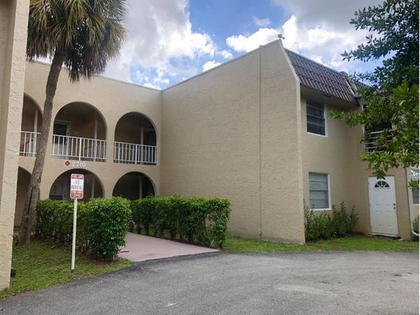 2710 Riverside Drive, Unit 203-a, Coral Springs, FL 33065