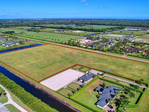 5281 Laredo Way, Wellington, FL 33449