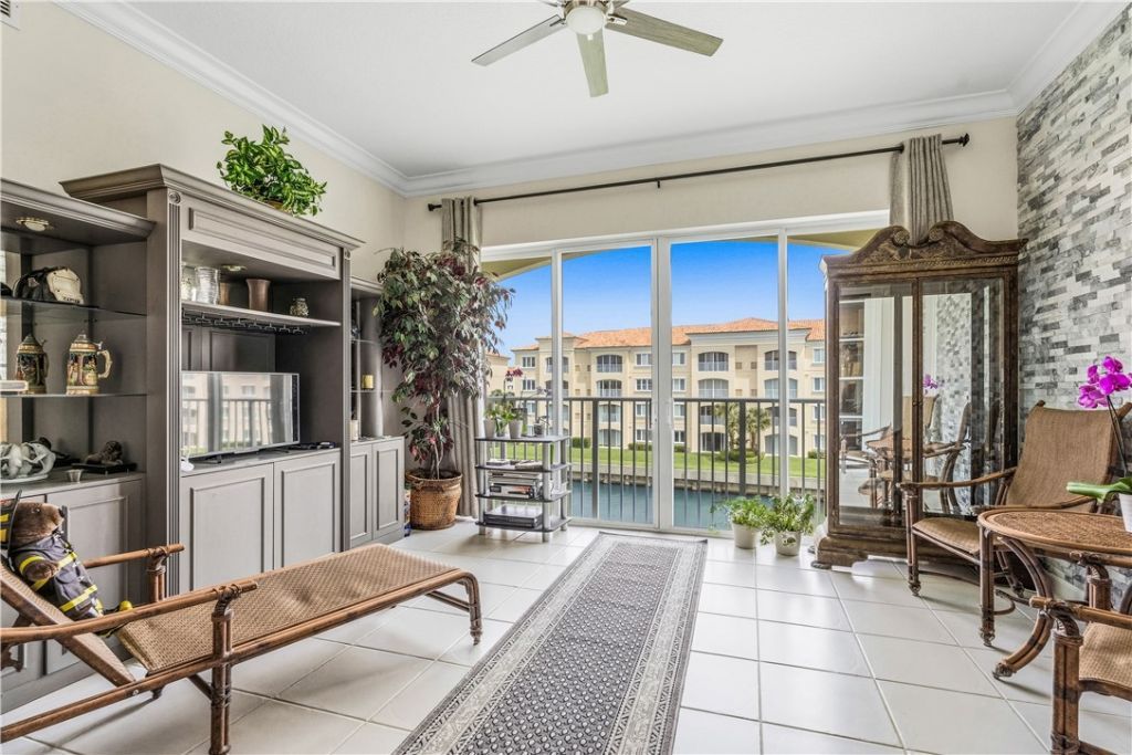 19 Harbour Isle Drive W, Unit 305, Hutchinson Island, FL 34949 Photo