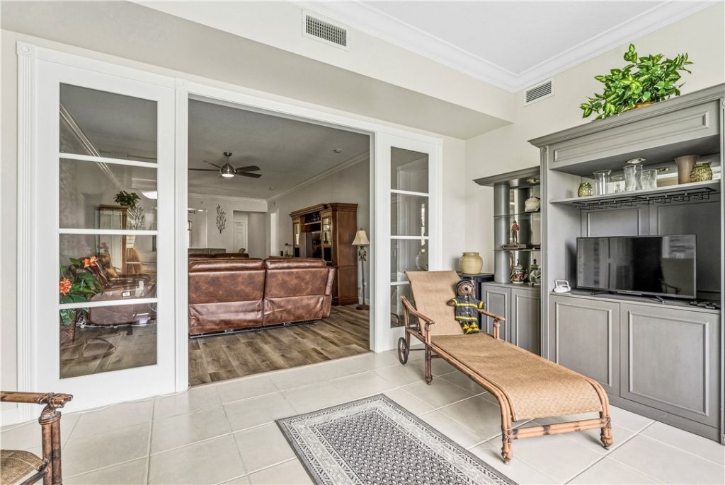 19 Harbour Isle Drive W, Unit 305, Hutchinson Island, FL 34949 Photo