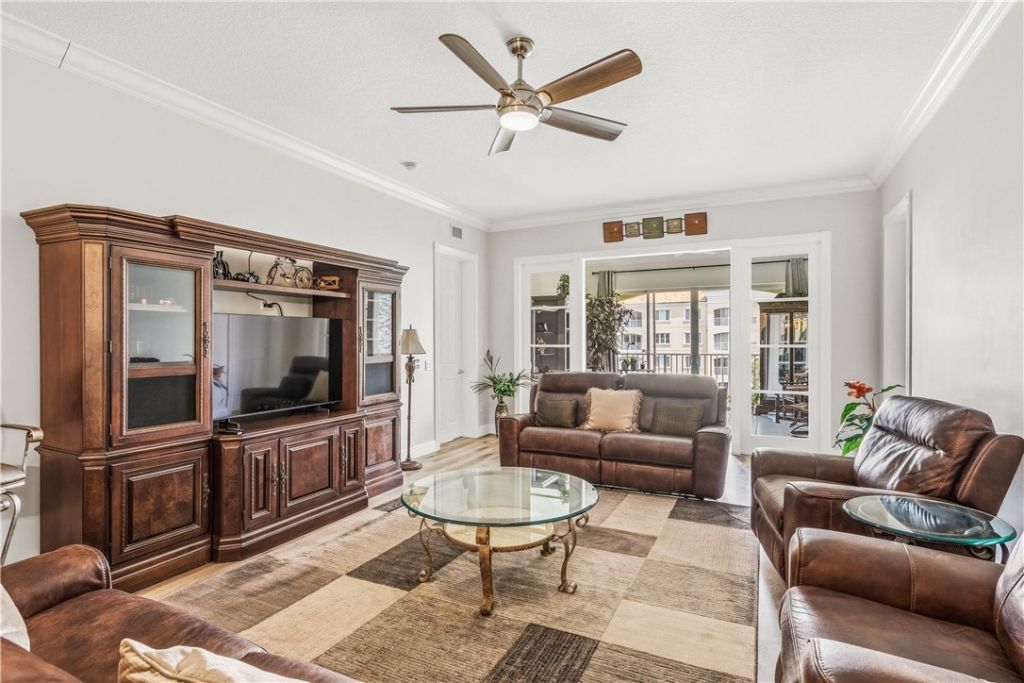 19 Harbour Isle Drive W, Unit 305, Hutchinson Island, FL 34949 Photo
