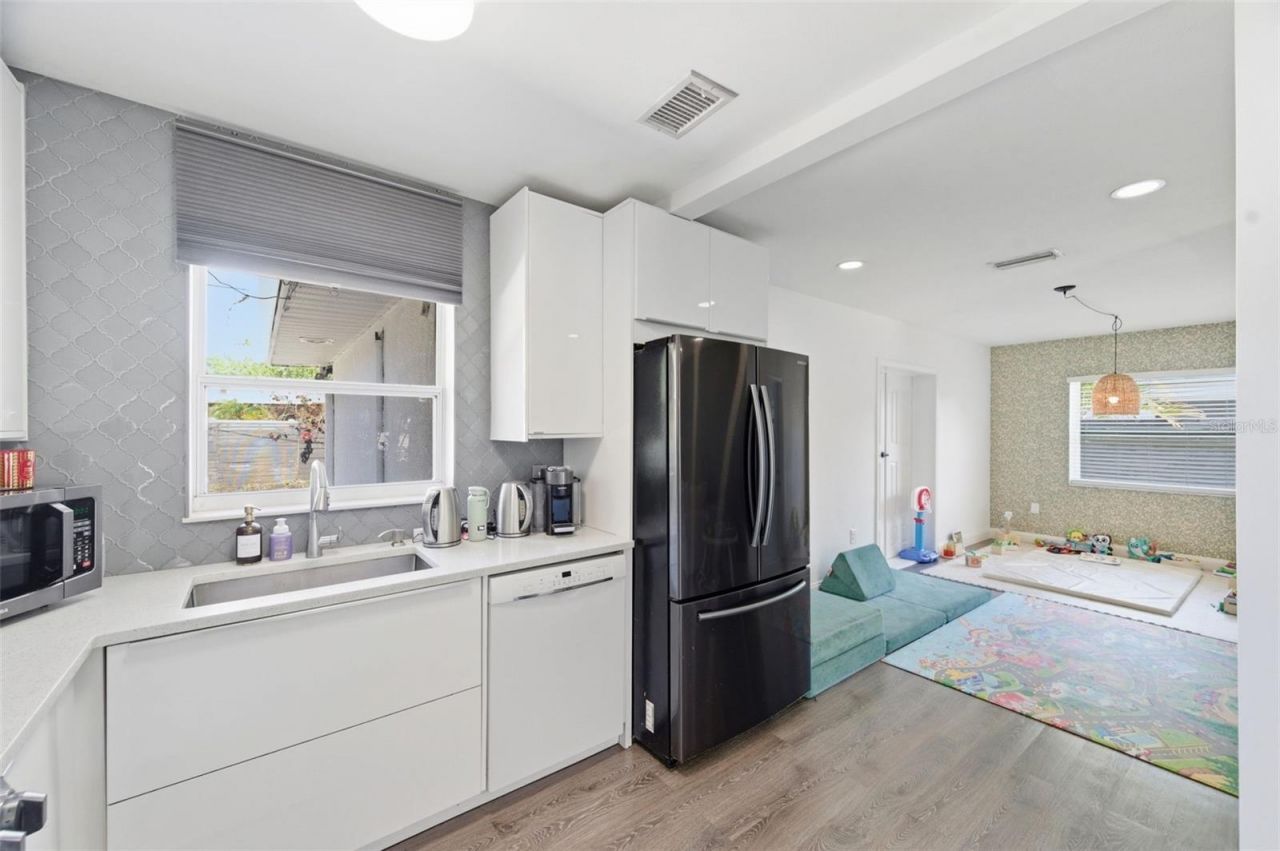 2150 76th Street N, Saint Petersburg, FL 33710 Photo
