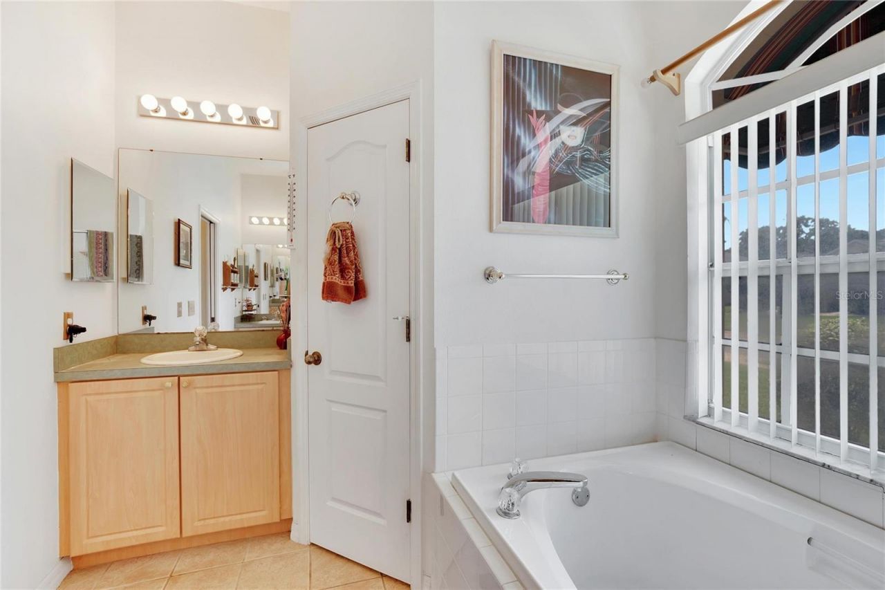 813 Innergary Place , Valrico, FL 33594 Photo