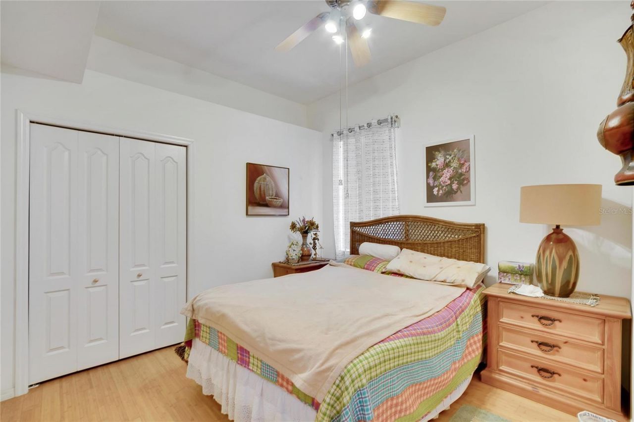 813 Innergary Place , Valrico, FL 33594 Photo