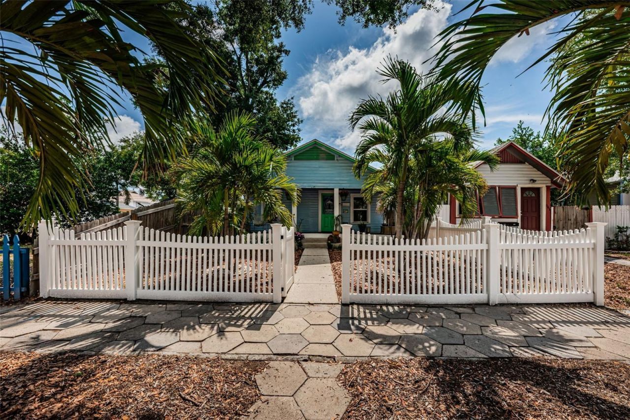 547 15th Street N, Saint Petersburg, FL 33705 Photo