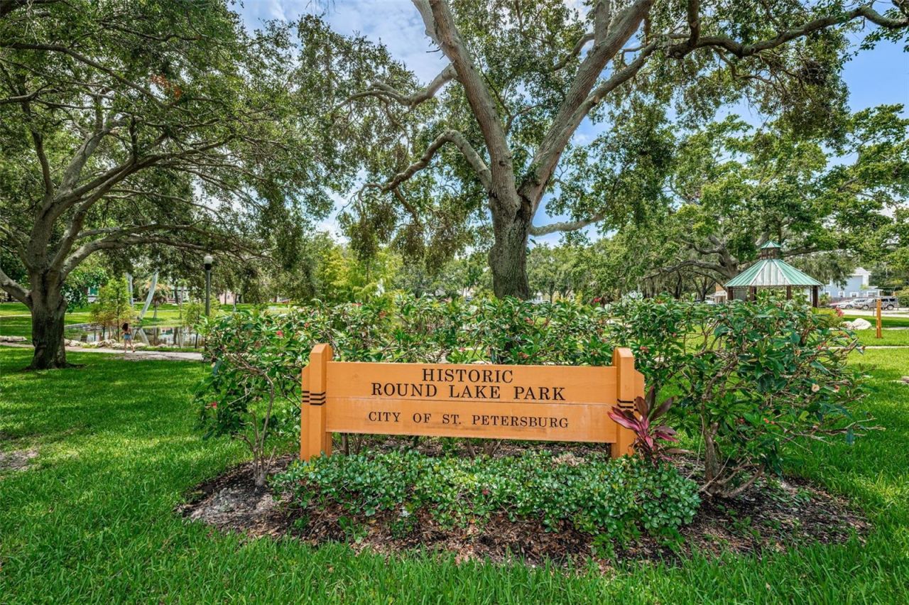 547 15th Street N, Saint Petersburg, FL 33705 Photo